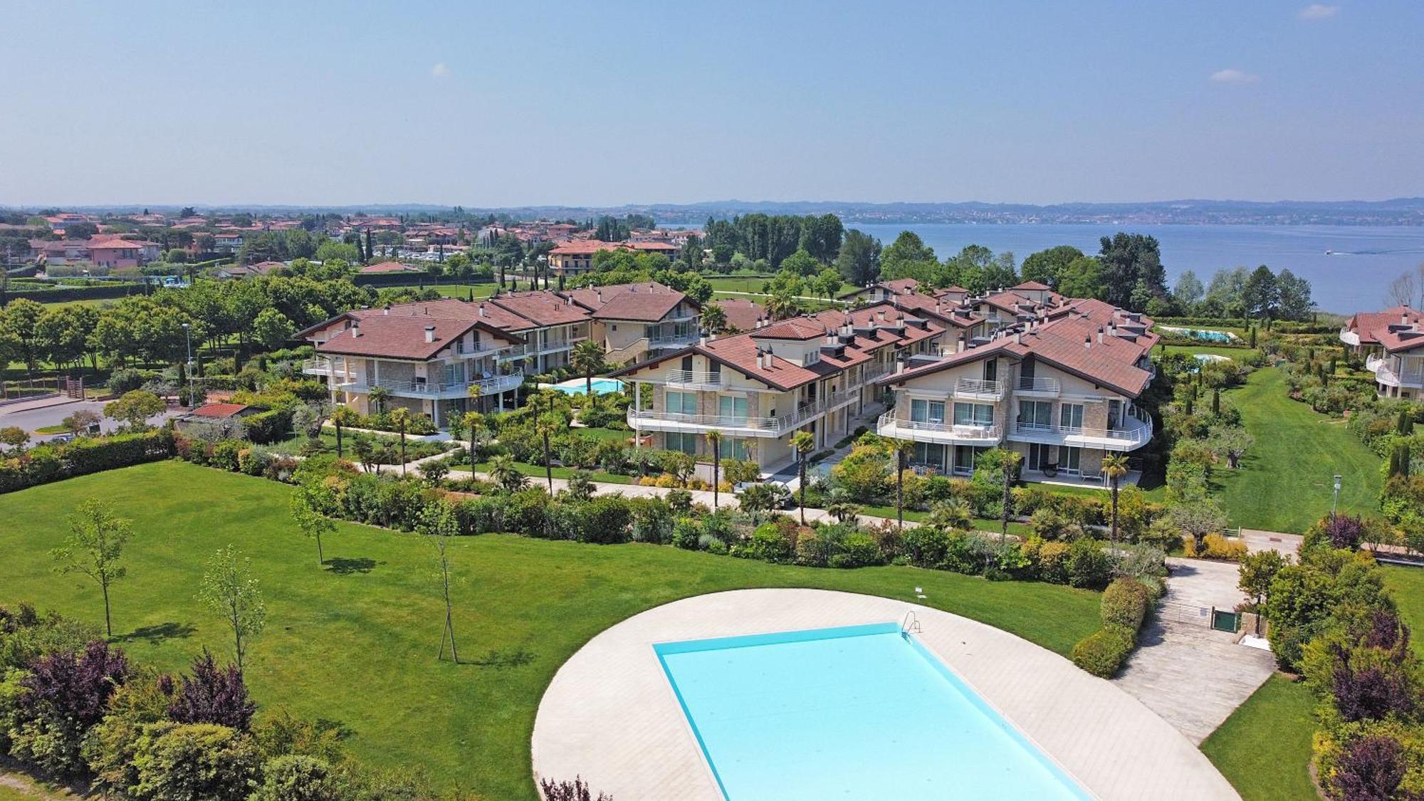 Resort Caesar C4 Sirmione - Gardagate Exterior photo