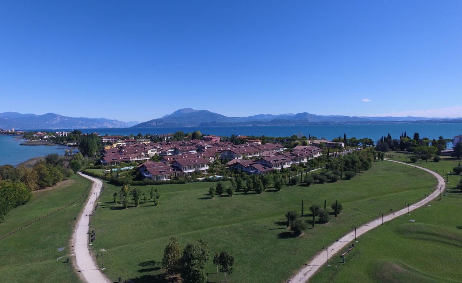 Resort Caesar C4 Sirmione - Gardagate Exterior photo